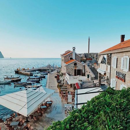 Apartments First Line Petrovac Екстериор снимка