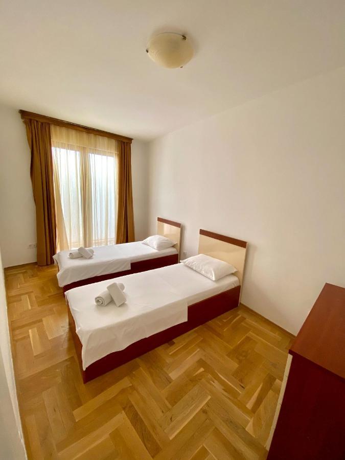 Apartments First Line Petrovac Екстериор снимка