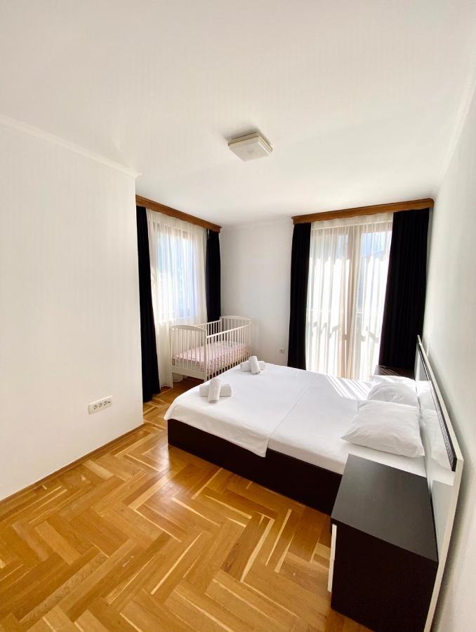 Apartments First Line Petrovac Екстериор снимка