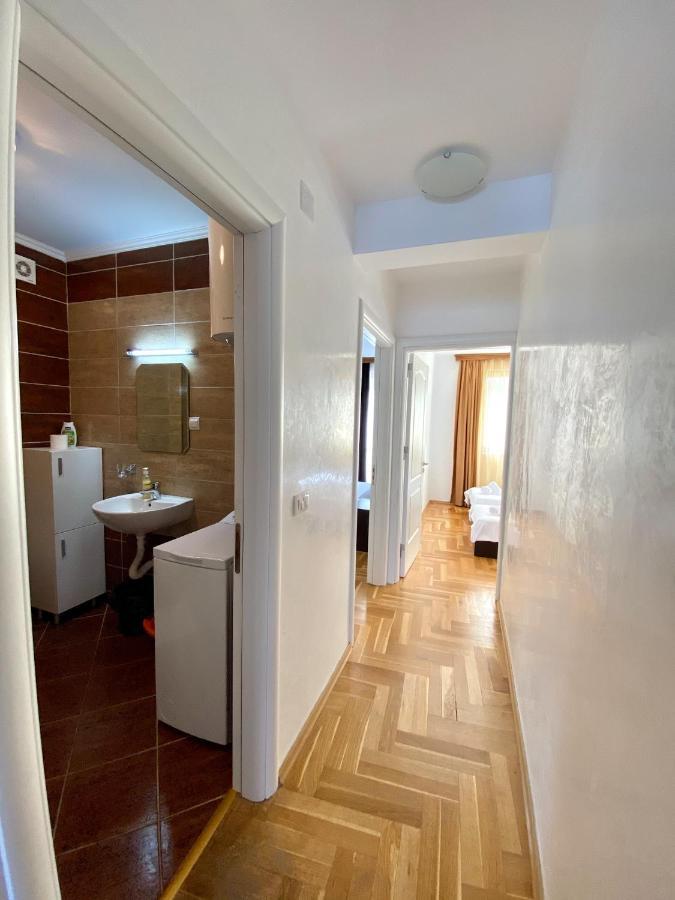 Apartments First Line Petrovac Екстериор снимка
