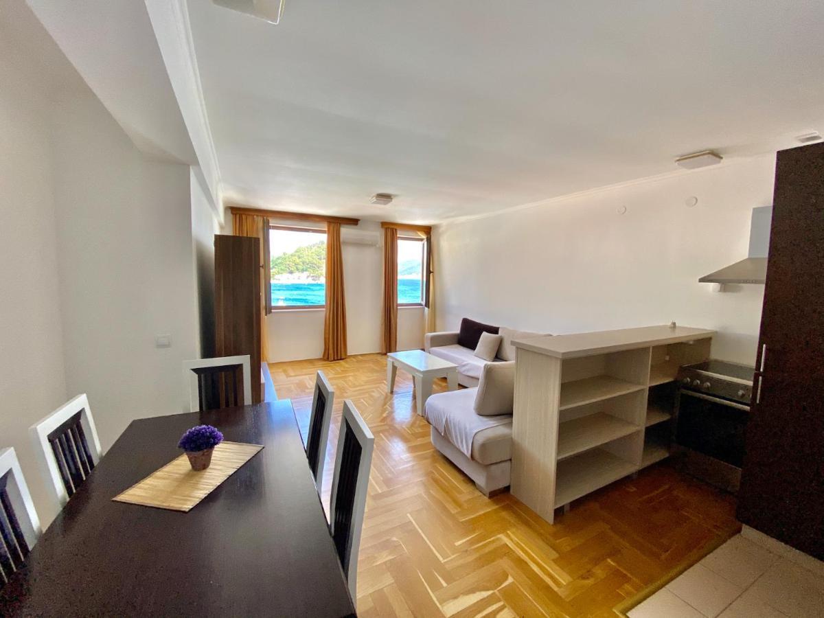 Apartments First Line Petrovac Екстериор снимка