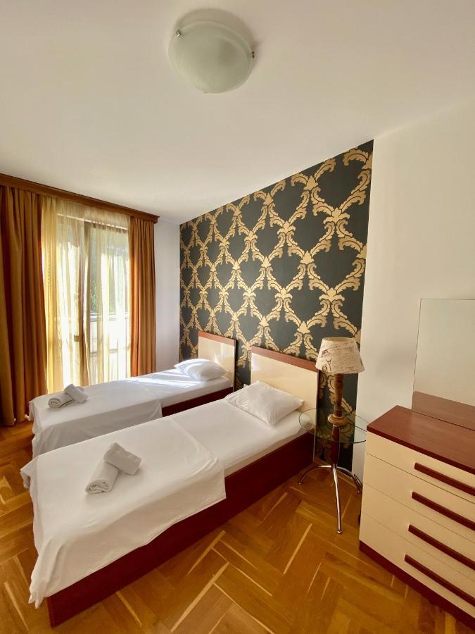 Apartments First Line Petrovac Екстериор снимка