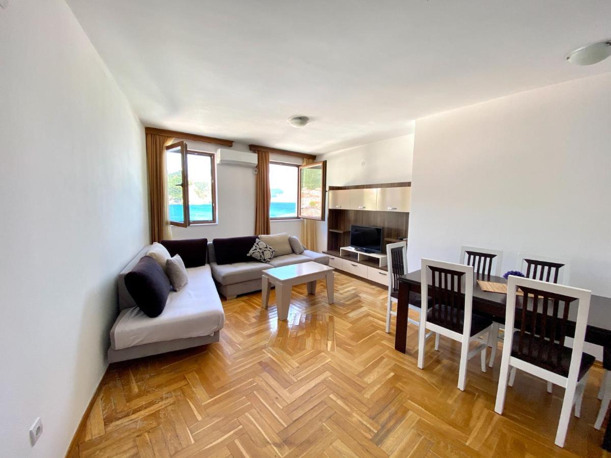 Apartments First Line Petrovac Екстериор снимка