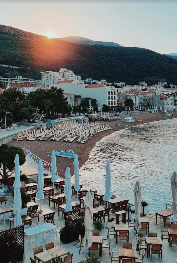 Apartments First Line Petrovac Екстериор снимка