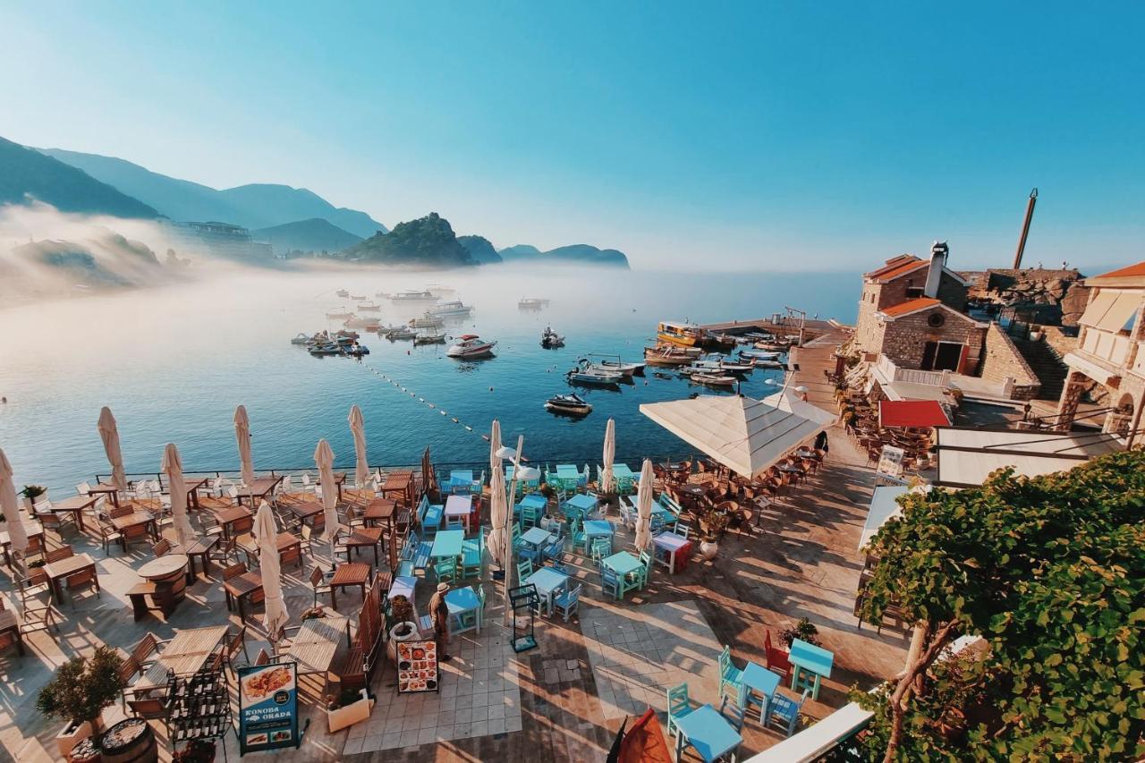 Apartments First Line Petrovac Екстериор снимка