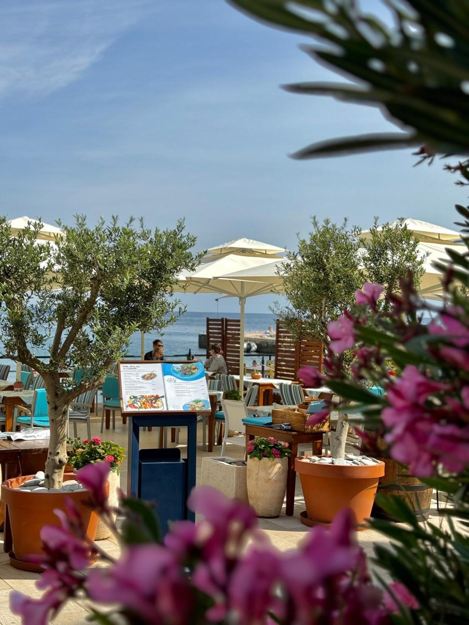 Apartments First Line Petrovac Екстериор снимка