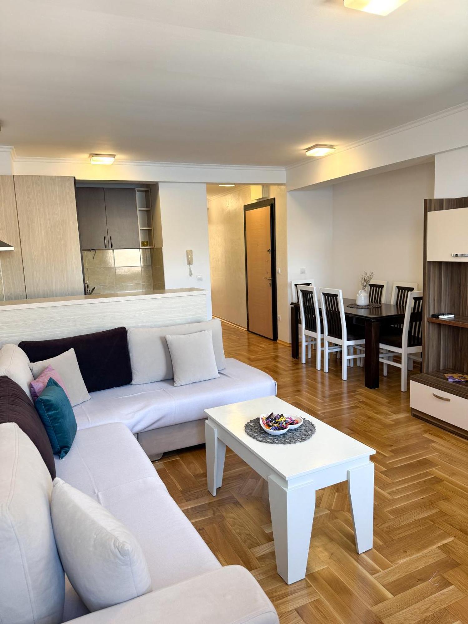 Apartments First Line Petrovac Екстериор снимка