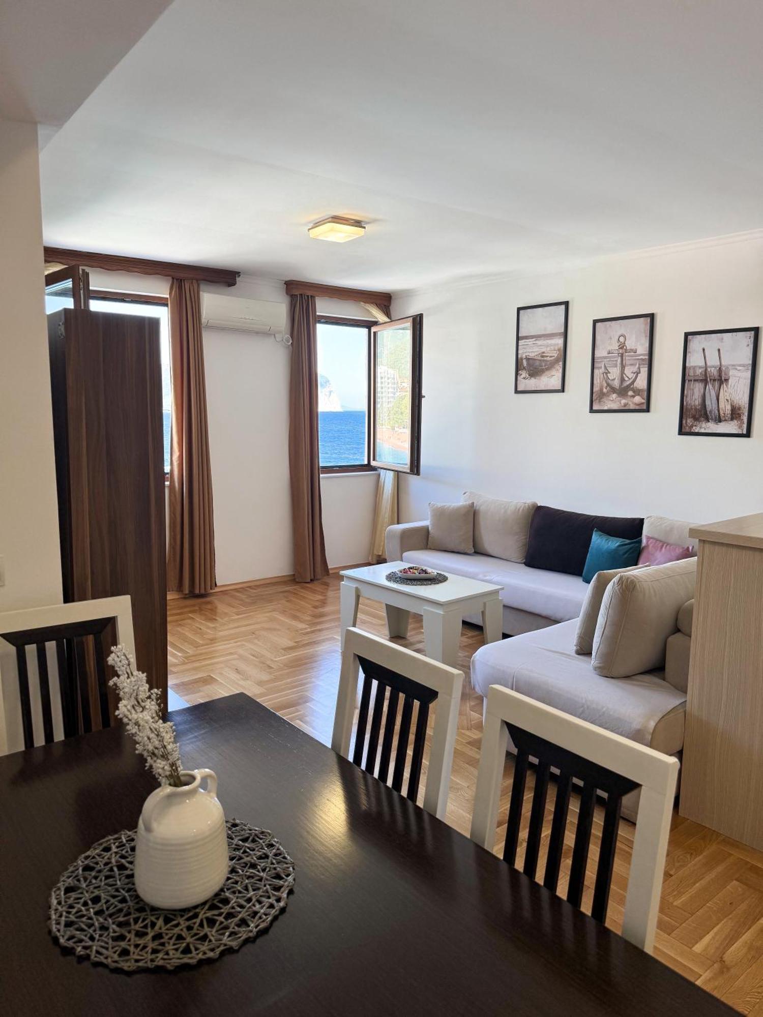 Apartments First Line Petrovac Екстериор снимка